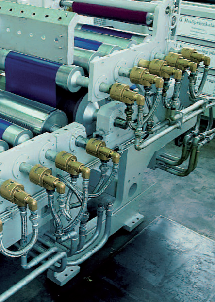 旋轉(zhuǎn)接頭工業(yè)應(yīng)用